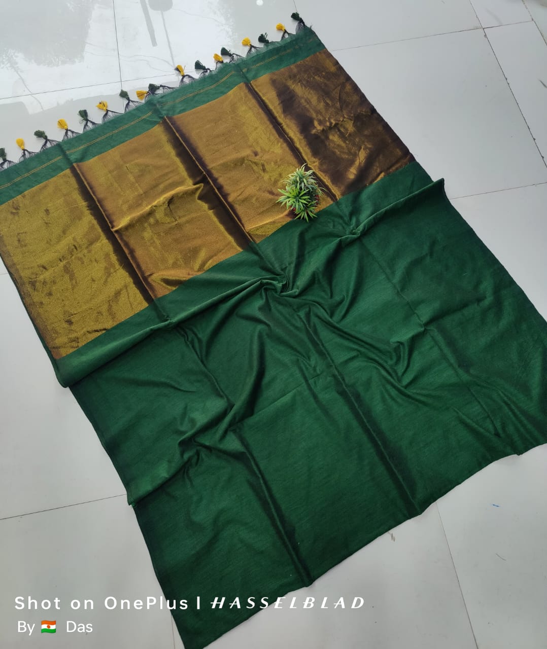 AARIN Baari - Dheu Pure Linen Saree