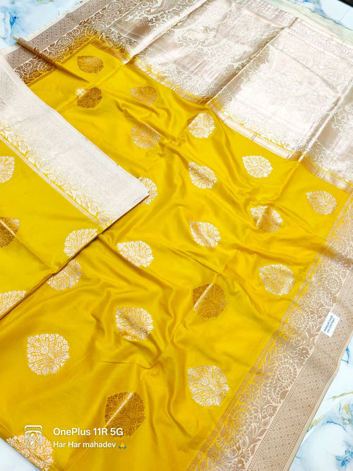 AARIN Baari - Haldi Semi Maheshwari Silk Saree
