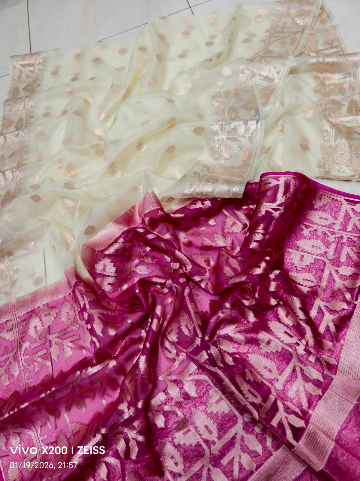 AARIN Baari - Bonolota Cotton Silk Saree